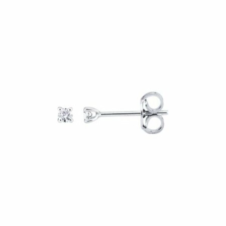 Boucles d'oreilles clou en or blanc et diamants