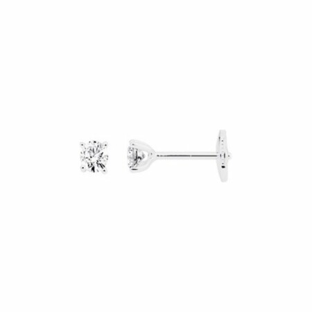 Puce d'oreille en or blanc et diamants de 0.36ct