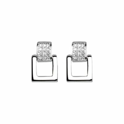 Boucles d'oreilles en or blanc et diamants de 0.07ct