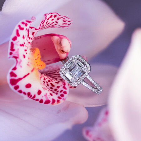 Bague en or blanc serti illusion et baguettes