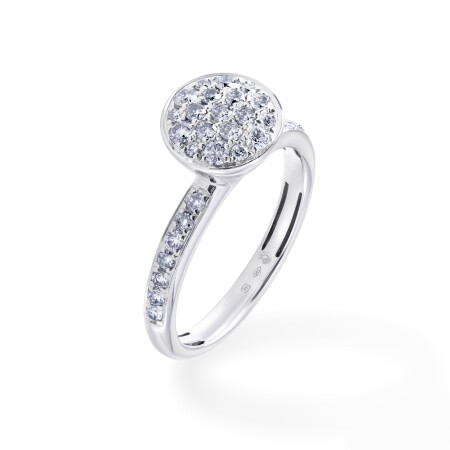 Bague en or blanc, diamants illusion corps paves brillants