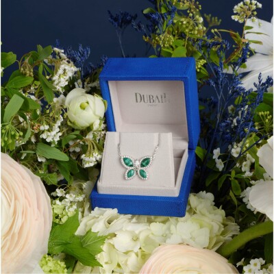 Pendentif malachite diamants or blanc