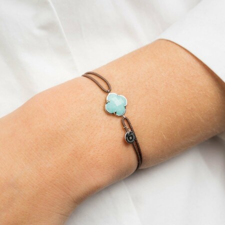 Bracelet Morganne Bello Victoria en or blanc, cordon taupe et amazonite