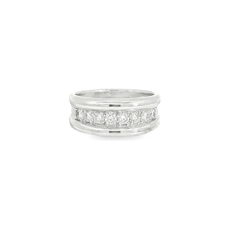 Bague en or blanc et diamants