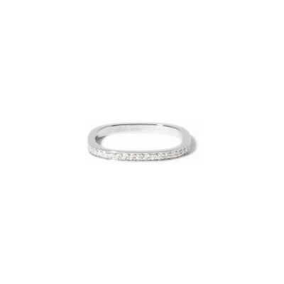 Alliance carrée 2mm pavée din van en platine et diamants