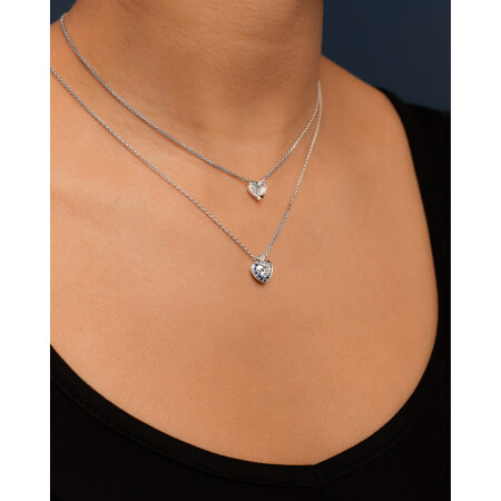 Pendant, white gold, sapphir, heart shaped diamonds