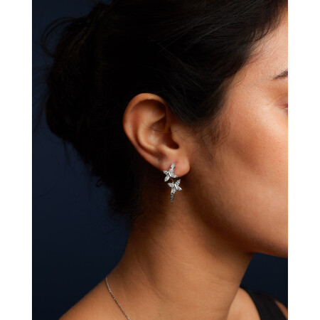 Double Papillons lever-back earrings, white gold, marquise cut diamonds