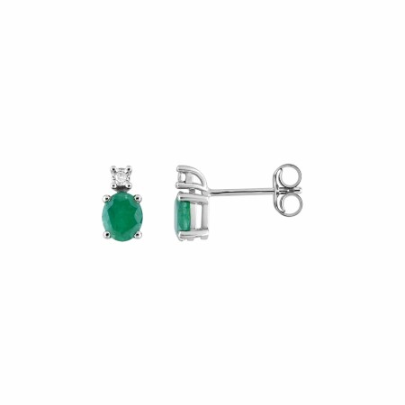 Boucles d'oreilles en or blanc et diamants de 0.02ct