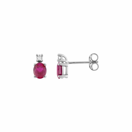 Boucles d'oreilles en or blanc et diamants de 0.02ct