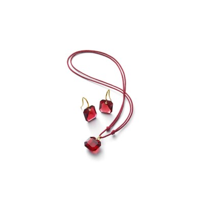 Pendentif Baccarat par Marie-Hélène de Taillac en or jaune et cristal