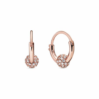 Boucles d'oreilles créoles Purely Pandora sphère pavée en metal doré rose et oxyde de zirconium