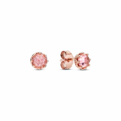 Boucles d'oreilles clous Pandora Signature couronne scintillante rose en metal doré rose et cristal