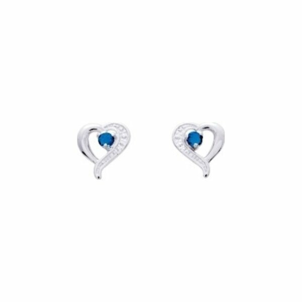 Boucles d'oreilles clous en or blanc et saphirs