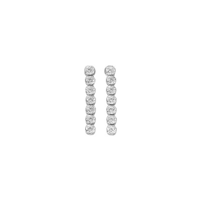 Boucles d'oreilles pendantes en or blanc et oxyde de zirconium