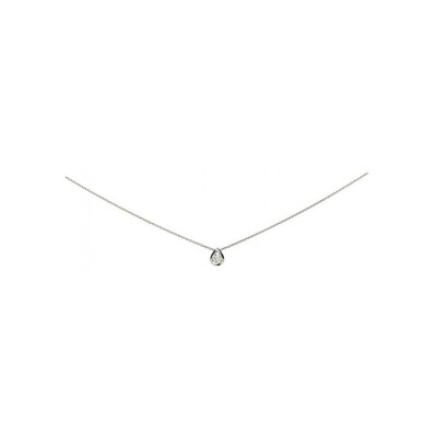 Collier solitaire en or blanc et diamant