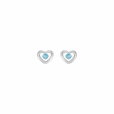 Boucles d'oreilles en or blanc et topazes bleues