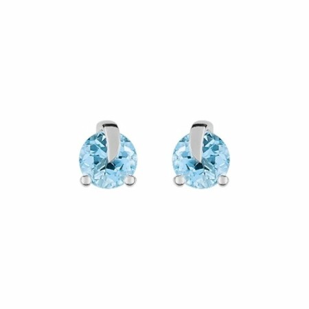 Boucles d'oreilles en or blanc et topazes bleues