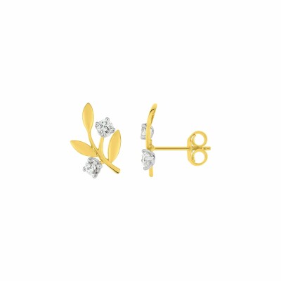 Boucles d'oreilles en or jaune et oxydes de zirconium