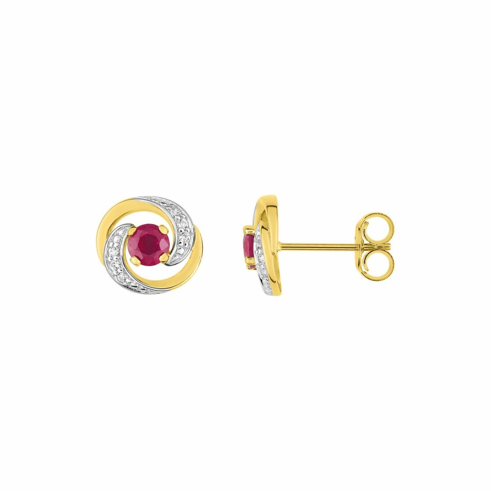 Boucles d'oreilles en or jaune, or blanc, rubis et oxydes de zirconium