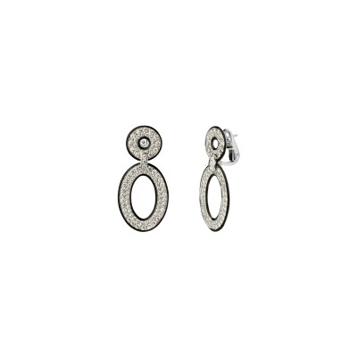Boucles d’oreilles en or gris, ornées de motifs entrelacés pavés de 2,35 carats de diamants et soulignées par de la laque noire
