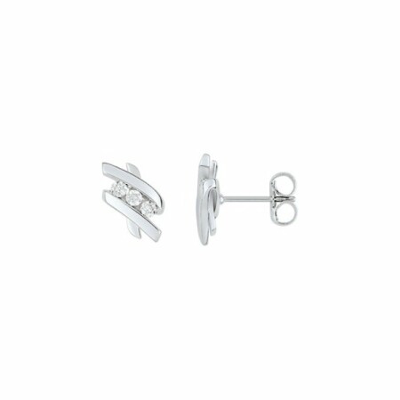 Boucles d'oreilles en or blanc et diamants de 0.024ct