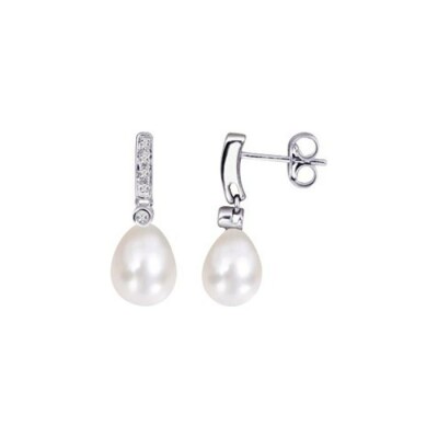 Boucles d'oreilles pendantes en or jaune, diamants et perles