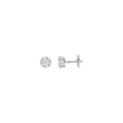 Puces d'oreilles en or blanc et diamants, 0.30ct