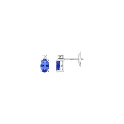 Boucles d'oreilles en or blanc, saphir et diamant