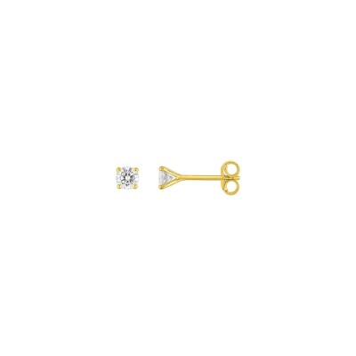 Clous d'oreilles  en or jaune et diamant 0.30ct