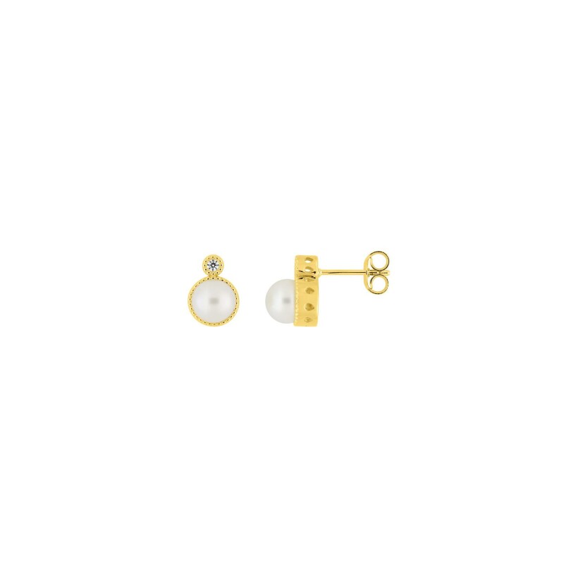 Puces d'oreilles en or jaune, diamants et perles