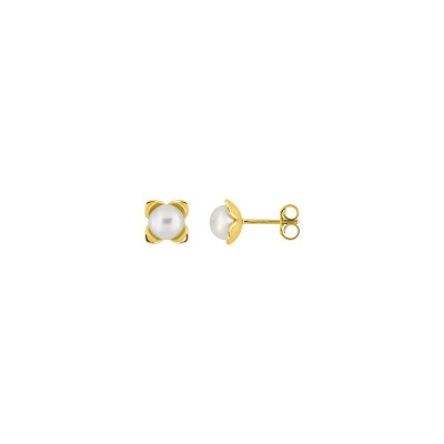 Clous d'oreilles en or jaune et perle de culture 5mm