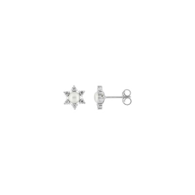 Clous d'oreilles en or blanc, perle de culture 4mm et oxyde de zirconium