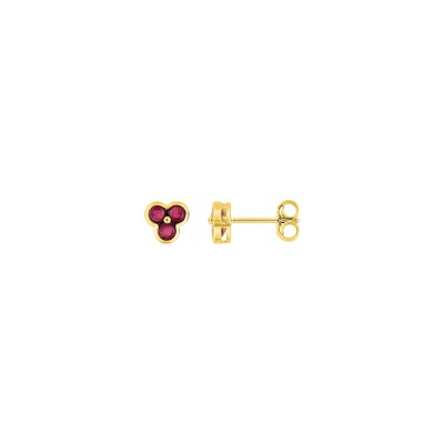 Clous d'oreilles en or jaune et rubis