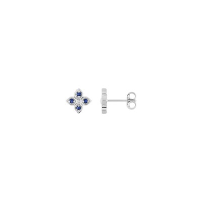 Clous d'oreilles en or blanc, saphir et diamant 0.01ct