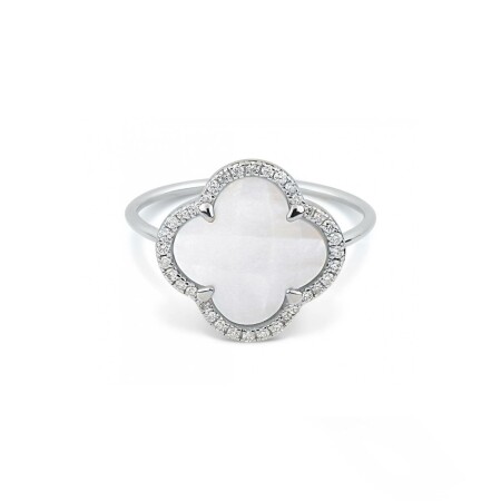 Bague Morganne Bello Corset Victoria en or blanc, nacre et diamants