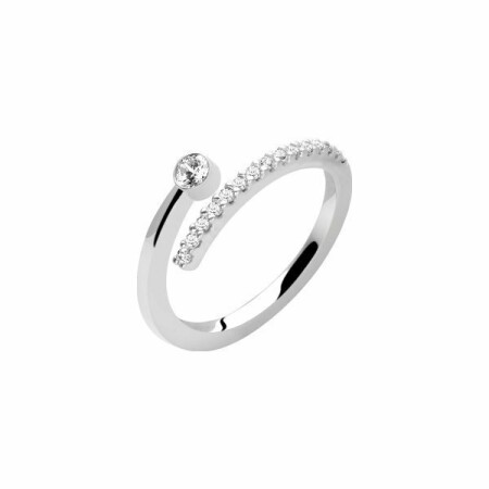 Bague en argent rhodié et oxyde de zirconium