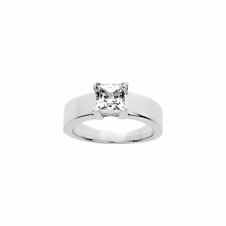 Bague en argent rhodié et oxyde de zirconium