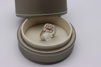 Bague en platine diamant brun de 1ct et diamants de 0.170ct