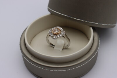 Bague en platine diamant brun de 1ct et diamants de 0.170ct