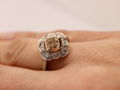 Bague en platine diamant brun de 1ct et diamants de 0.170ct