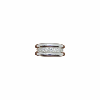 Alliance en or blanc et diamants