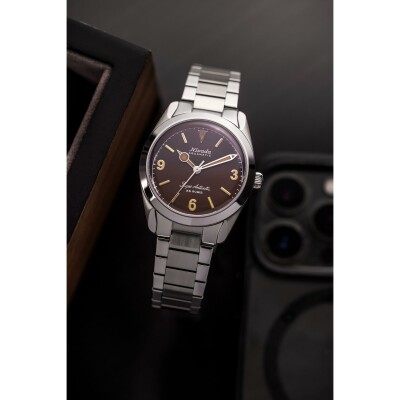 Montre Nivada Grenchen Super Antarctic 3.6.9 32031A20