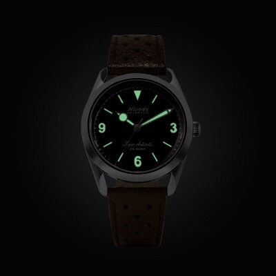 Montre Nivada Grenchen Super Antarctic 3.6.9 32031A23