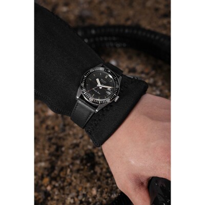 Montre Nivada Grenchen Antarctic Diver 32038A17