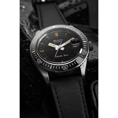 Montre Nivada Grenchen Antarctic Diver 32038A17