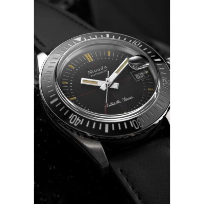 Montre Nivada Grenchen Antarctic Diver 32038A17