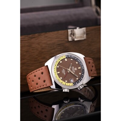 Montre Nivada Grenchen Antarctic GMT Tropical 32061A23