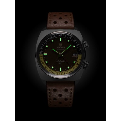 Montre Nivada Grenchen Antarctic GMT Tropical 32061A23