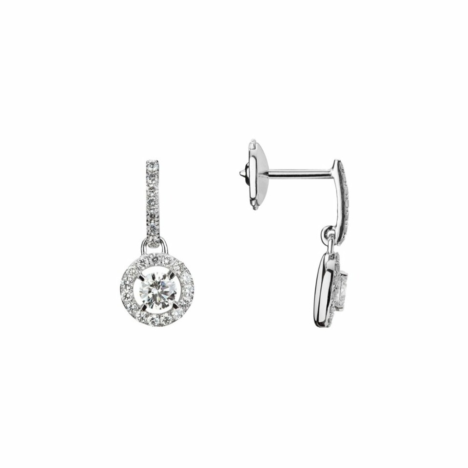 Boucles d'oreilles en or blanc et diamants de 0.7ct