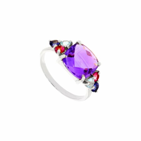 Bague en or blanc, améthyste, iolite, tourmaline rose et aigue marine